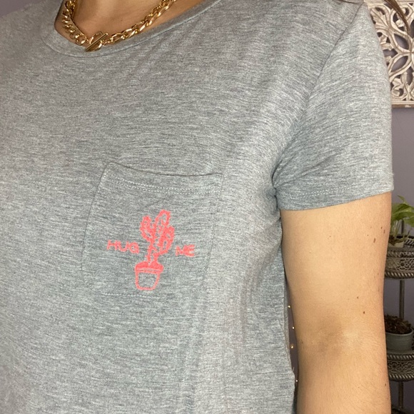 Cropped Tee - Picture 2 of 2
